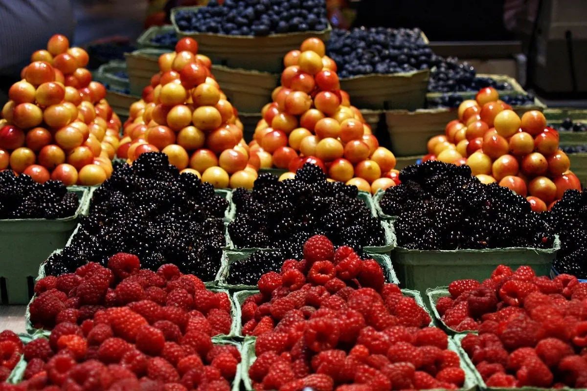 What to Expect at an Island Community Market: A First-Timer's Checklist